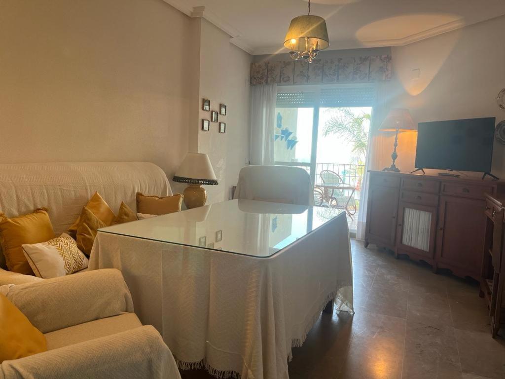 Lyrioshomes Precioso Apartamento Puerto De Estepona Ngoại thất bức ảnh