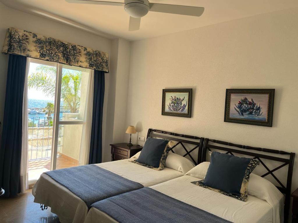 Lyrioshomes Precioso Apartamento Puerto De Estepona Ngoại thất bức ảnh
