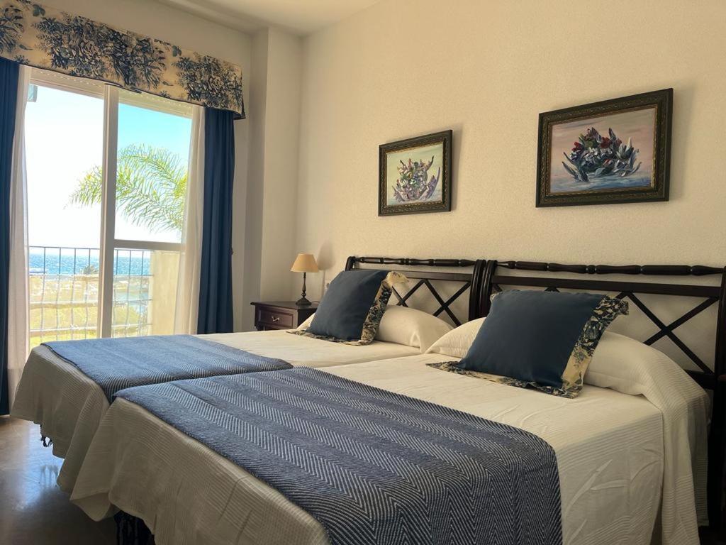 Lyrioshomes Precioso Apartamento Puerto De Estepona Ngoại thất bức ảnh