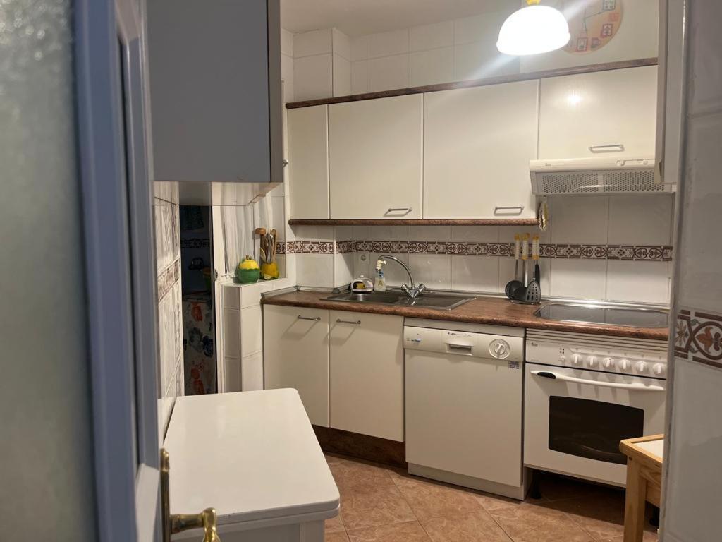 Lyrioshomes Precioso Apartamento Puerto De Estepona Ngoại thất bức ảnh